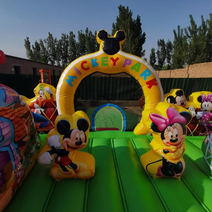 Le parcours La famille Mickey(nouvelle arrivage) disponible à partir 19 juin 2025)