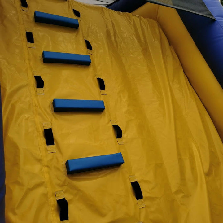 Le parcours Les couleurs très Minions 53 pieds(Nouvelle arrivage) disponible à partir 19 juin 2025)